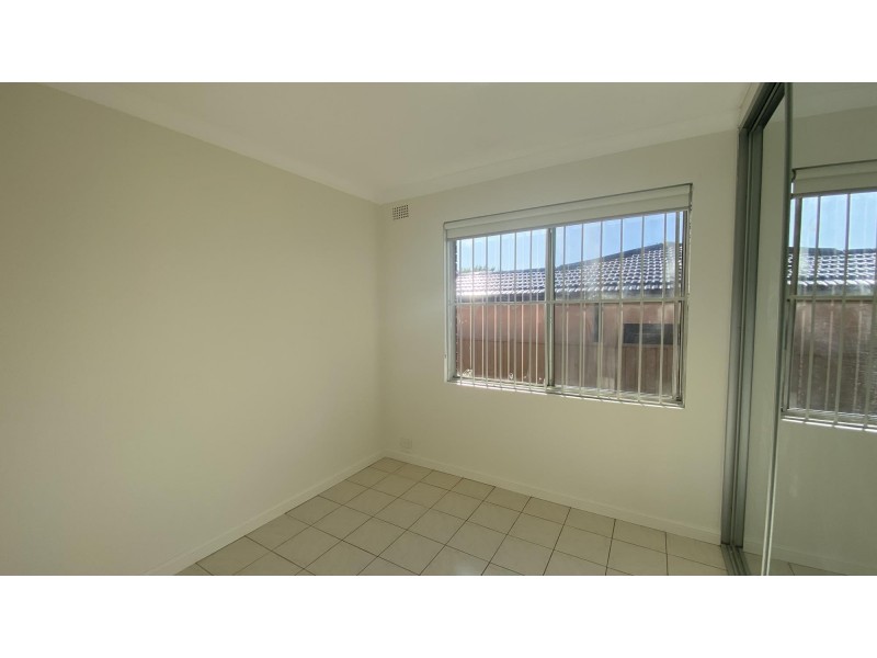 4/18 Phillip Street, Roselands NSW 2196