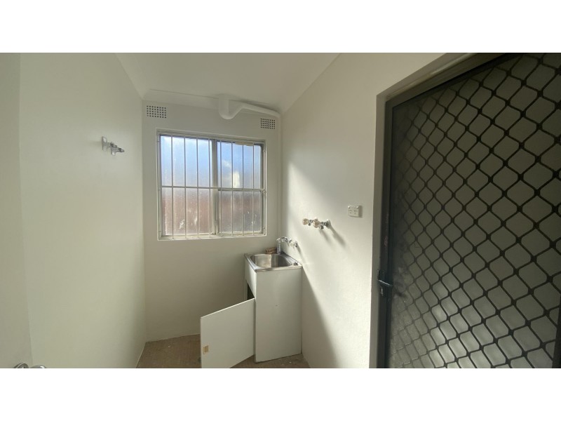 4/18 Phillip Street, Roselands NSW 2196