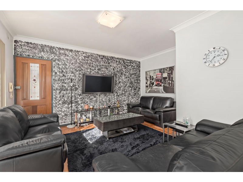 1/112 Victoria Road, Punchbowl NSW 2196