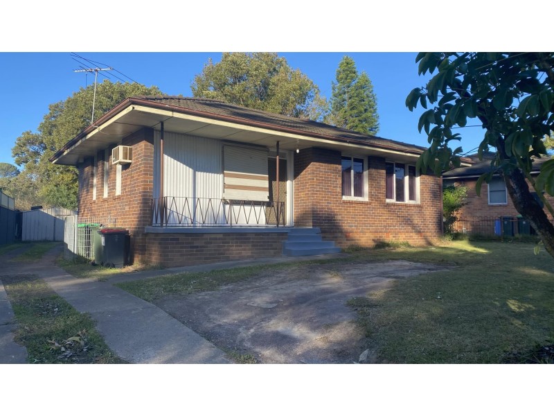 8 Cullens Road, Punchbowl NSW 2196