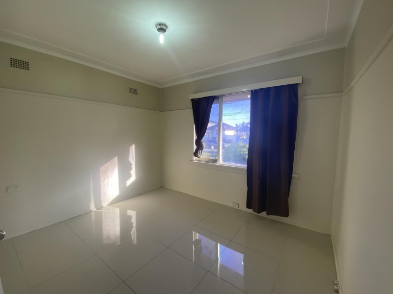 8 Cullens Road, Punchbowl NSW 2196