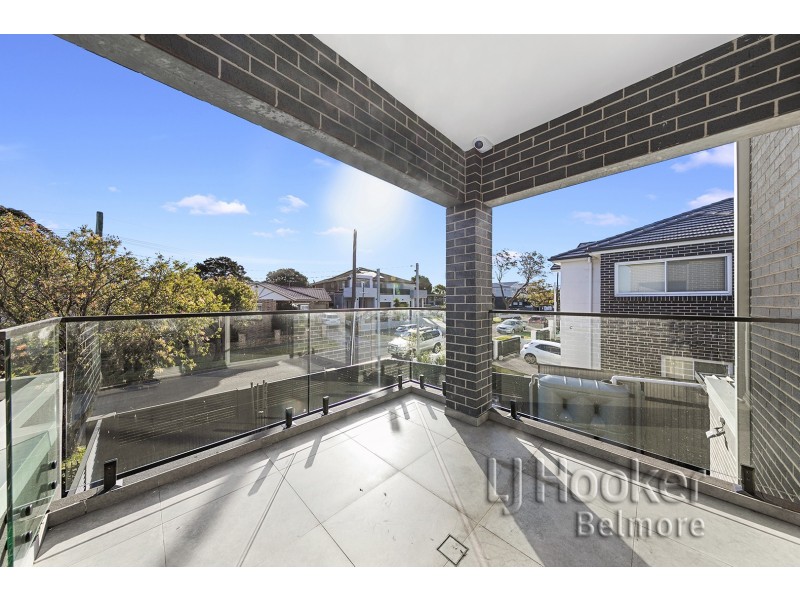 11 Keira Avenue, Greenacre NSW 2190