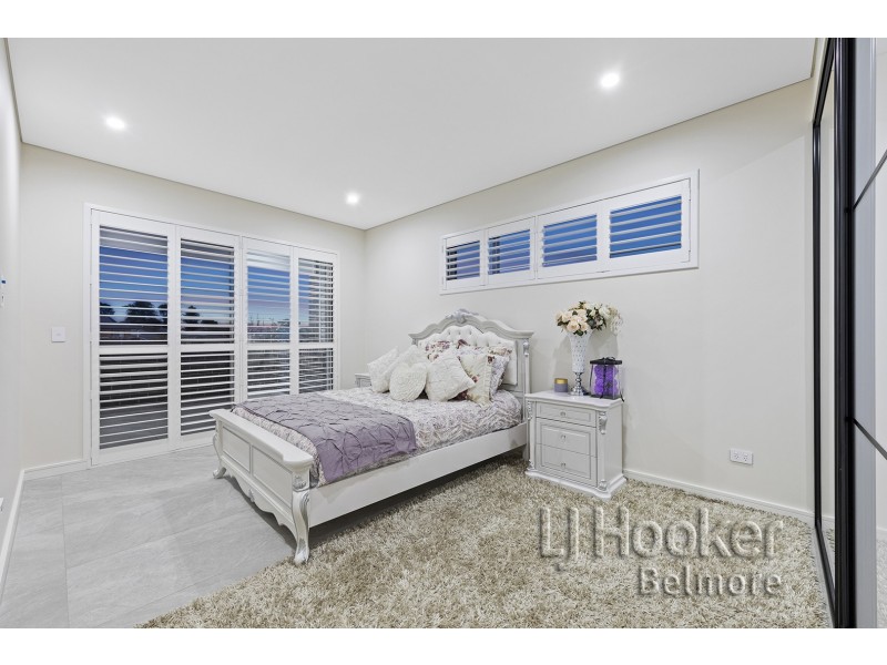 12 Terry Street, Greenacre NSW 2190