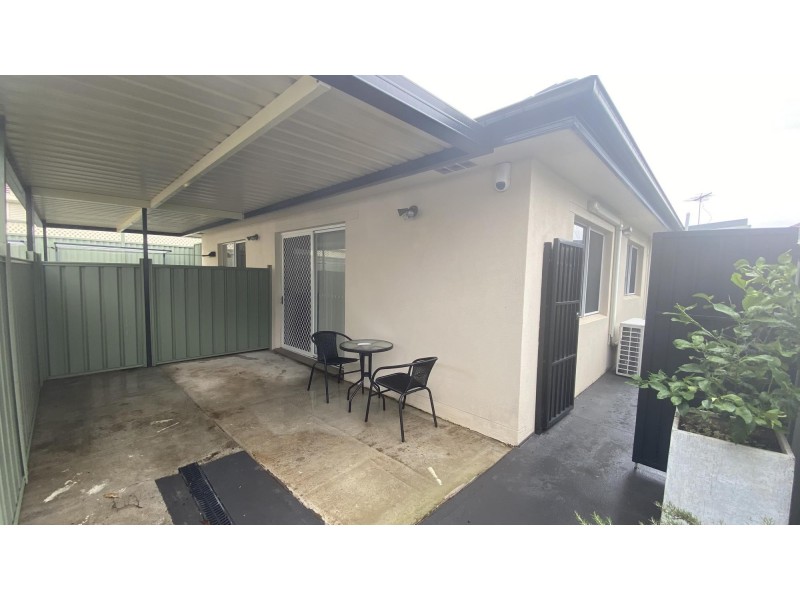 33a Rosemeath Ave, Kingsgrove NSW 2208