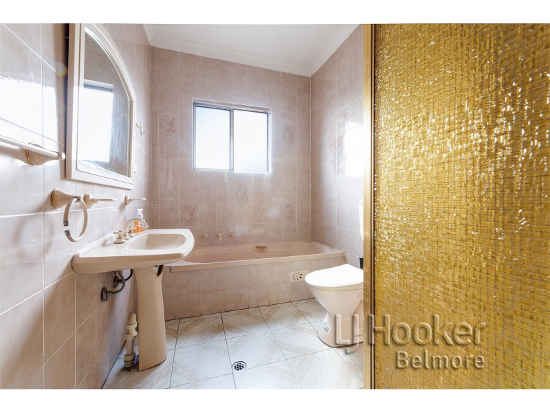 100 Waterloo Road, Greenacre NSW 2190