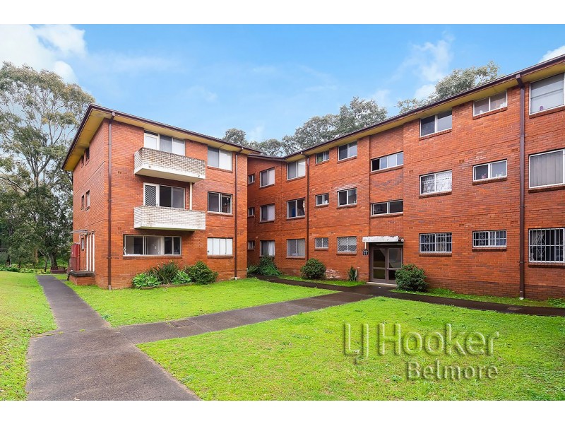 5/190 Sandal Cres, Carramar NSW 2163