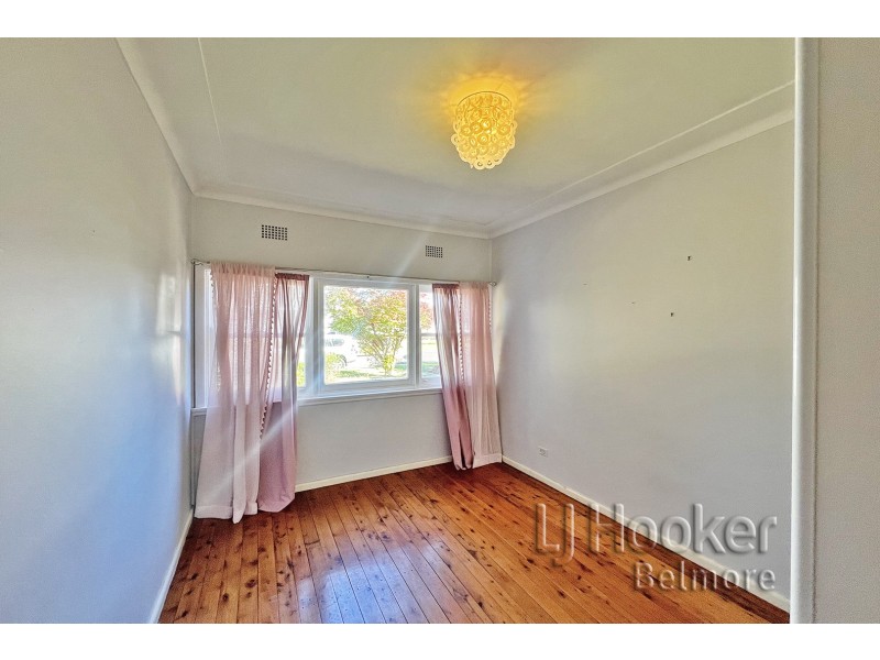 7 Omaru Street, Beverly Hills NSW 2209