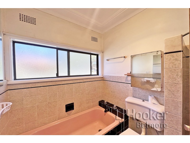 7 Omaru Street, Beverly Hills NSW 2209