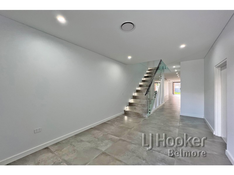 27 Columbine Ave, Bankstown NSW 2200