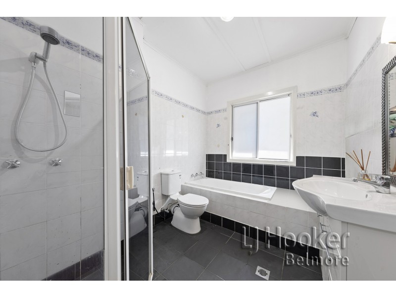 9 Terry Street, Greenacre NSW 2190