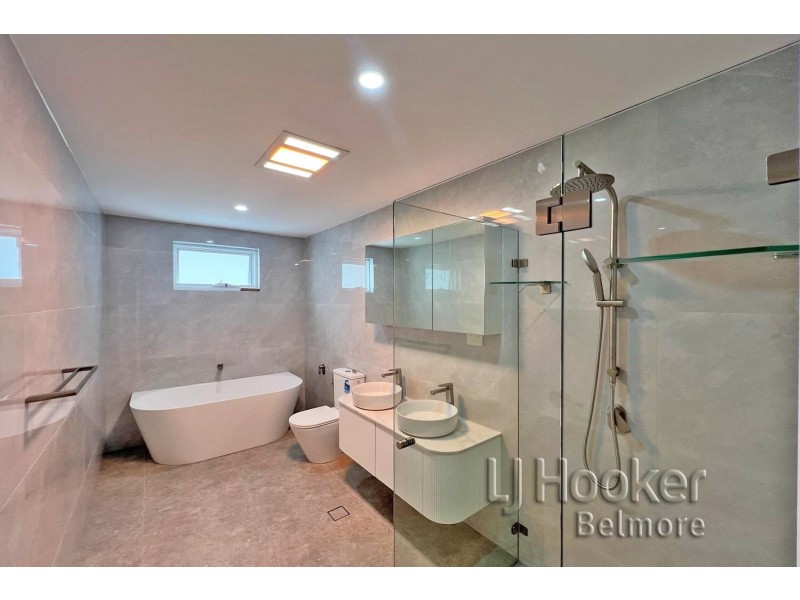 90A Noble Ave, Greenacre NSW 2190