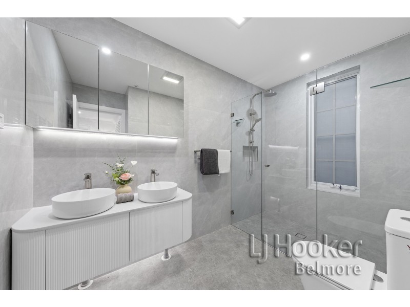 90 Noble Avenue, Greenacre NSW 2190