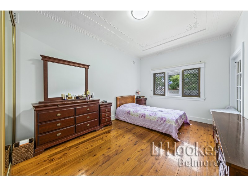 54 Leylands Parade, Belmore NSW 2192