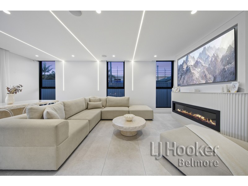 12 Marina Crescent, Greenacre NSW 2190