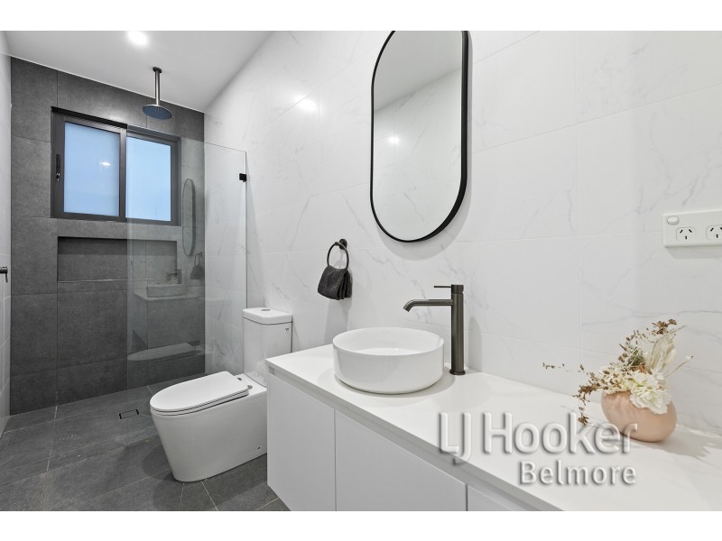 30 Ikara Crescent, Moorebank NSW 2170