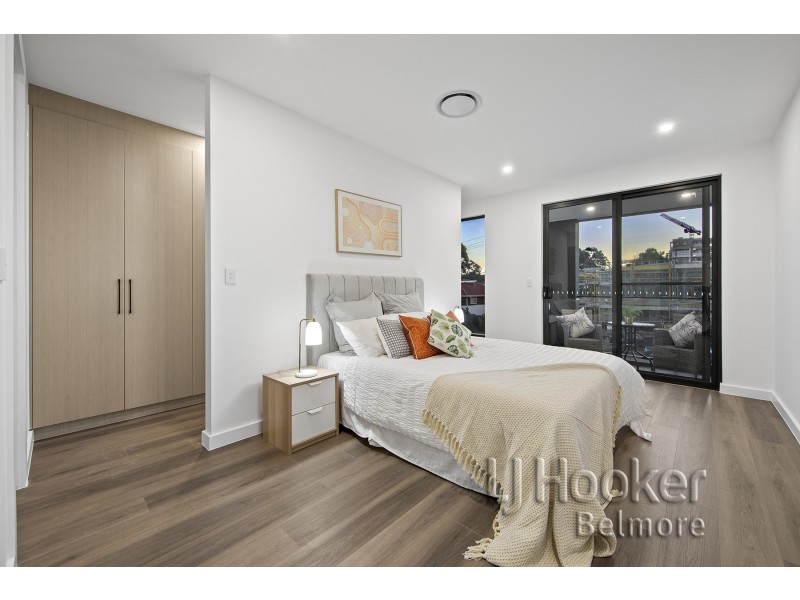 30 Ikara Crescent, Moorebank NSW 2170