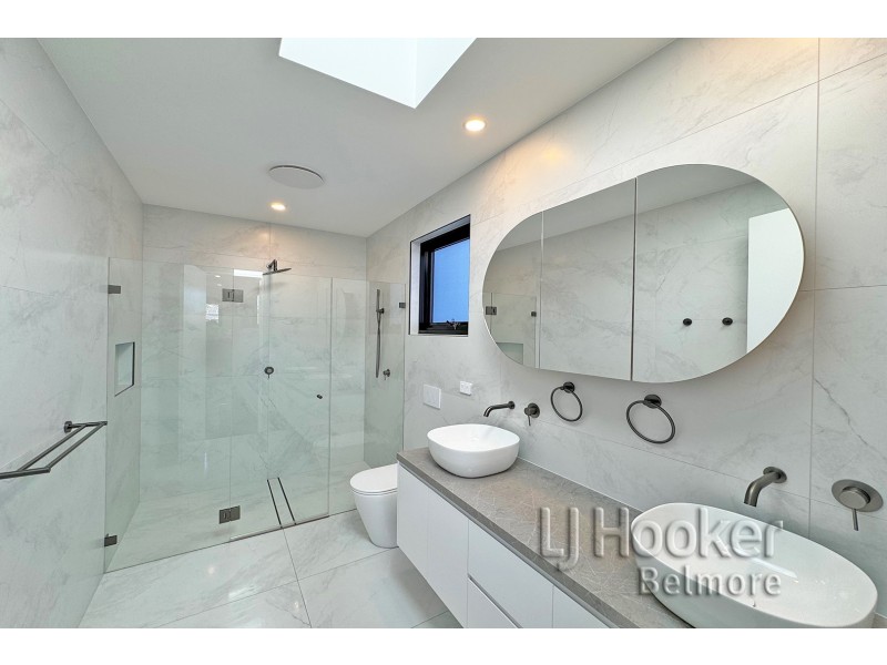 4B Fairview Avenue, Roselands NSW 2196