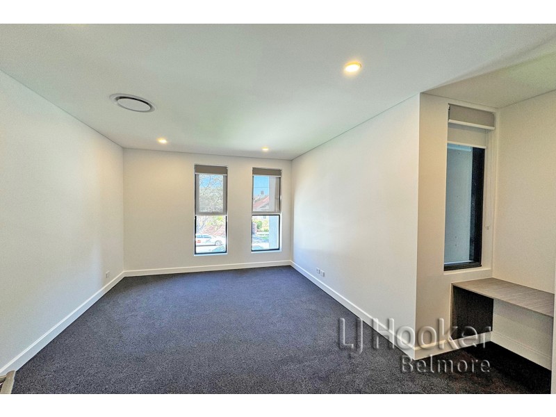 4B Fairview Avenue, Roselands NSW 2196