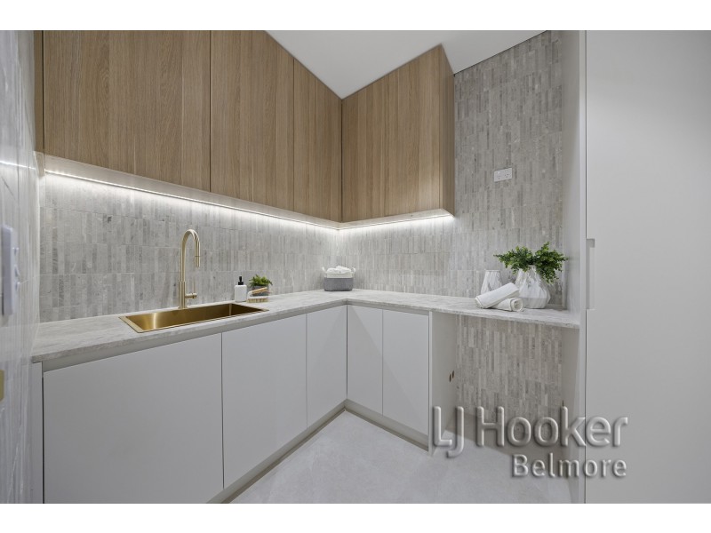 14A Marina Crescent, Greenacre NSW 2190