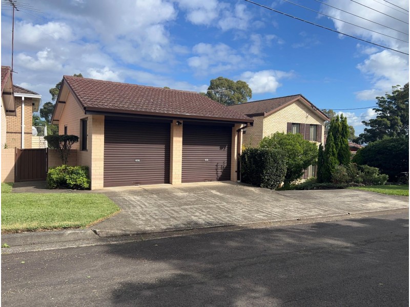 19 Raymond Avenue, Roselands NSW 2196