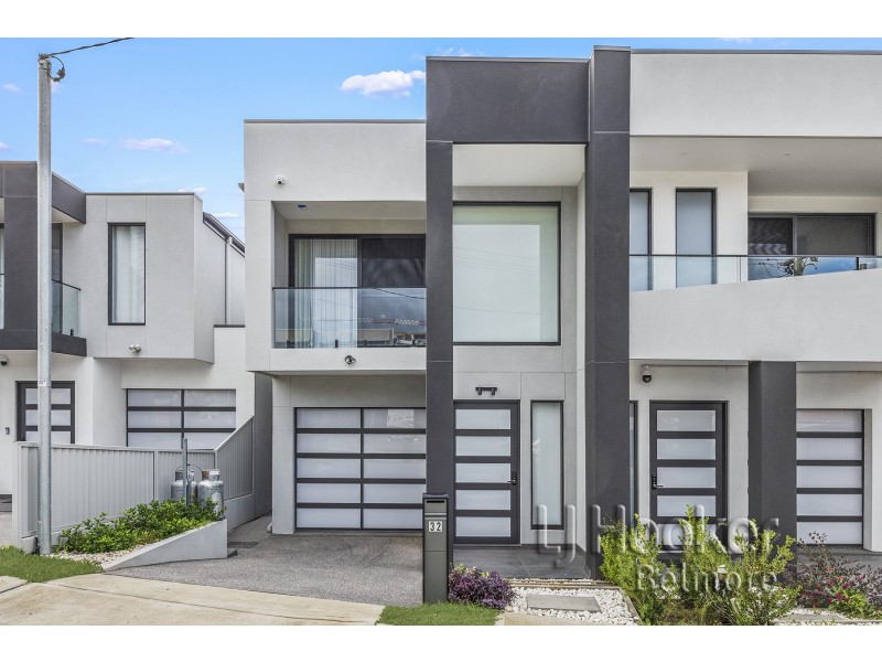 32 Ikara Crescent, Moorebank NSW 2170