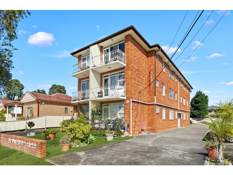 3/57 Taylor Street, Lakemba NSW 2195