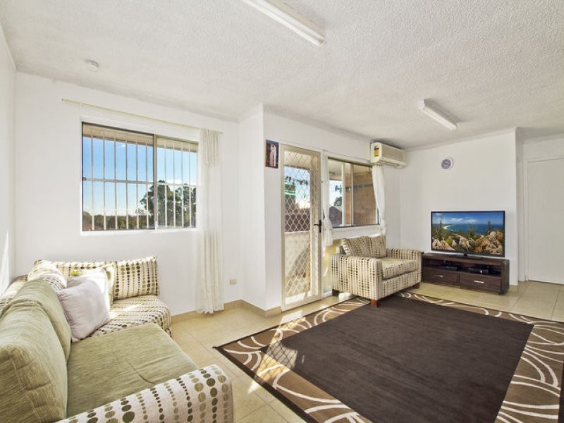 24/64 Sproule Street, Lakemba NSW 2195