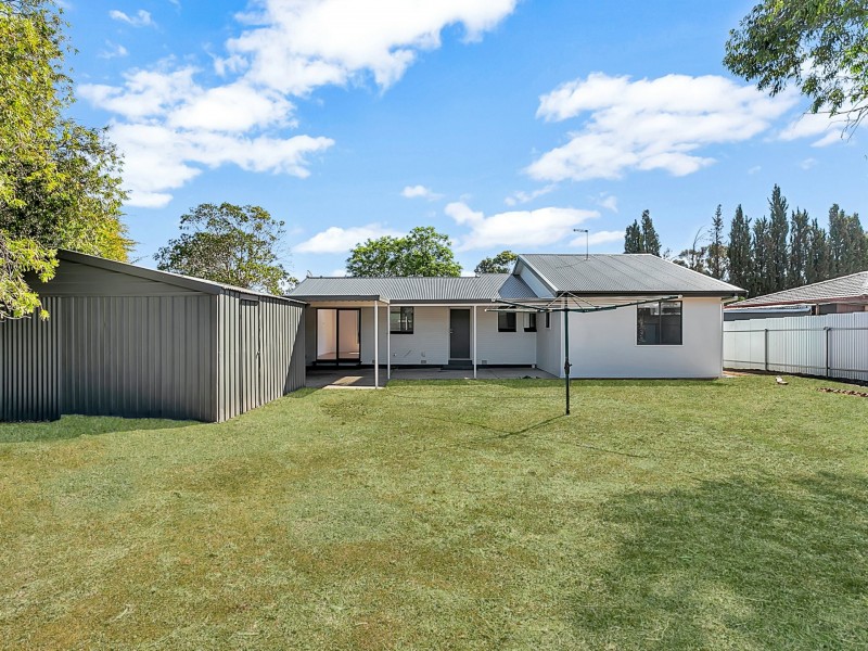 24 Dauntless Crescent, Elizabeth Downs SA 5113
