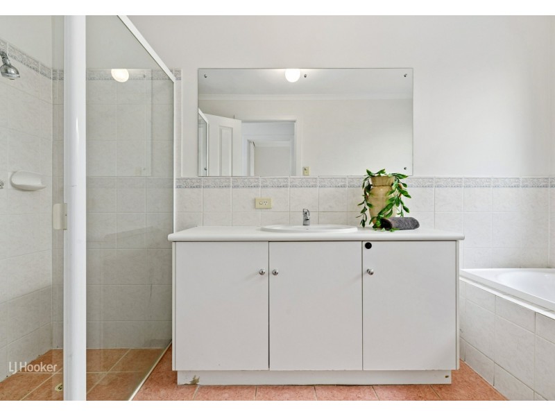 12 Springbank Place, Parafield Gardens SA 5107