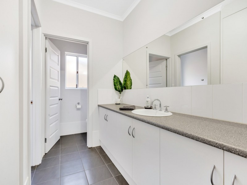 6 Tennyson Street, Clearview SA 5085