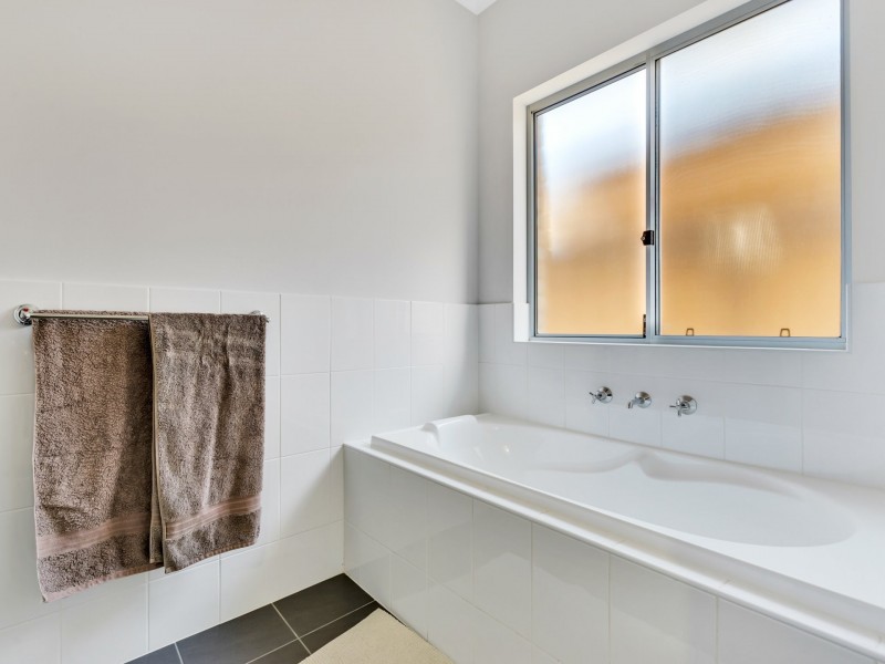 6 Tennyson Street, Clearview SA 5085
