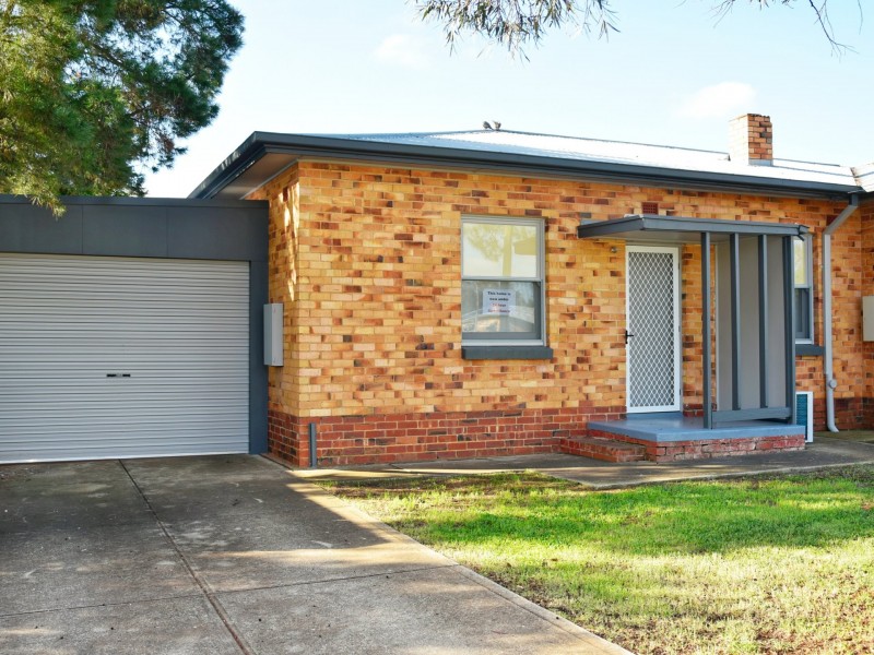 31 Midlow Road, Elizabeth Downs SA 5113