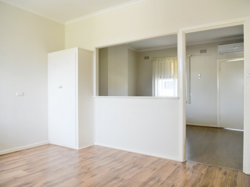 31 Midlow Road, Elizabeth Downs SA 5113