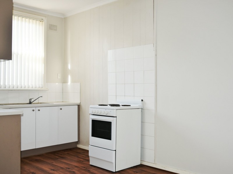 31 Midlow Road, Elizabeth Downs SA 5113