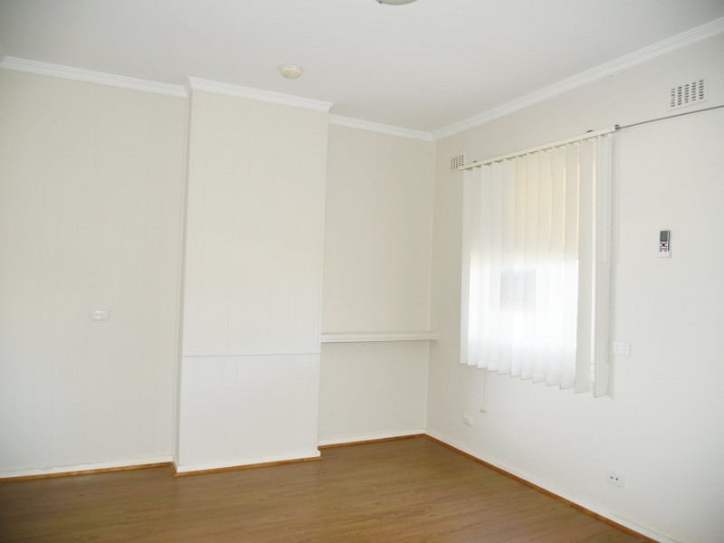 31 Midlow Road, Elizabeth Downs SA 5113