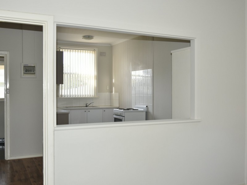 31 Midlow Road, Elizabeth Downs SA 5113