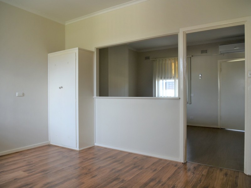 31 Midlow Road, Elizabeth Downs SA 5113