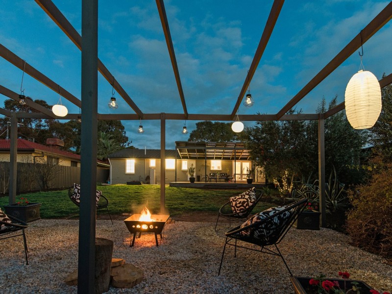 15 Christine Ave, Hillbank SA 5112