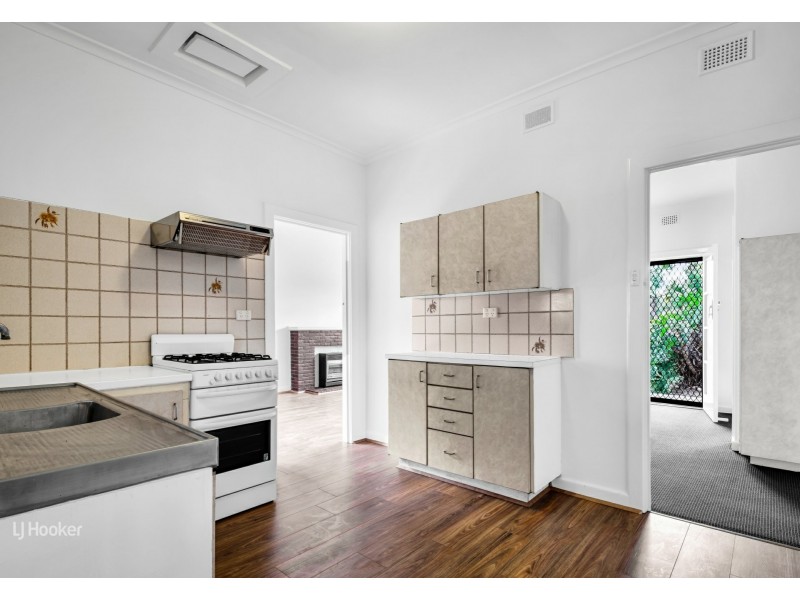 4 Ormond Ave, Clearview SA 5085