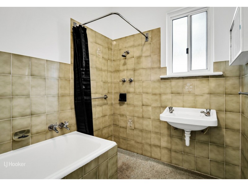 4 Ormond Ave, Clearview SA 5085