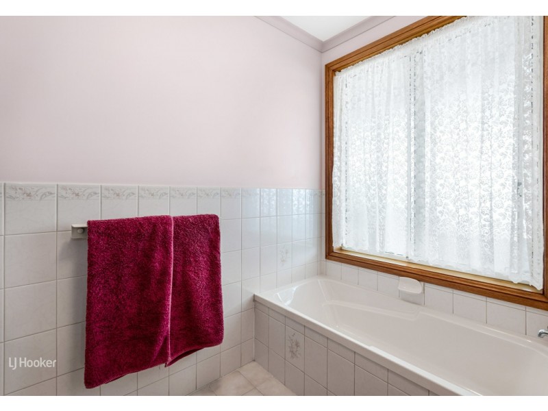 12 Belmont Gardens, Hillbank SA 5112