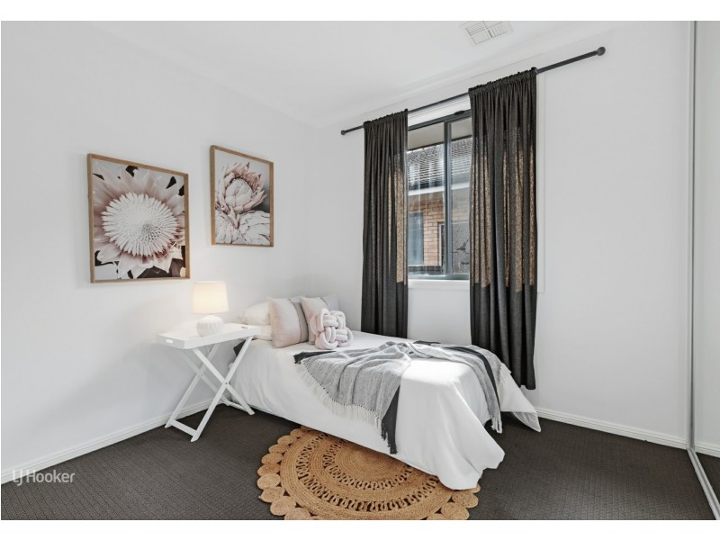 13 Montrose Ave, Clearview SA 5085