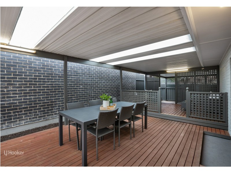 44 Charmaine Ave, Para Vista SA 5093