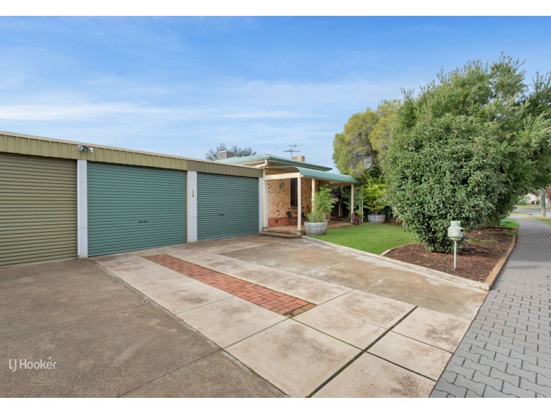 3 Durdin Rd, Elizabeth Vale SA 5112