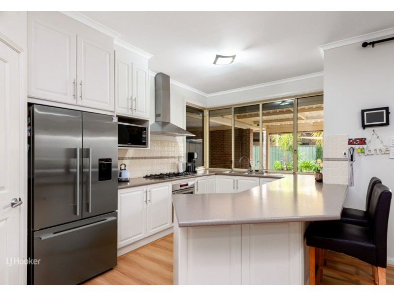 5 Empress Court, Mawson Lakes SA 5095