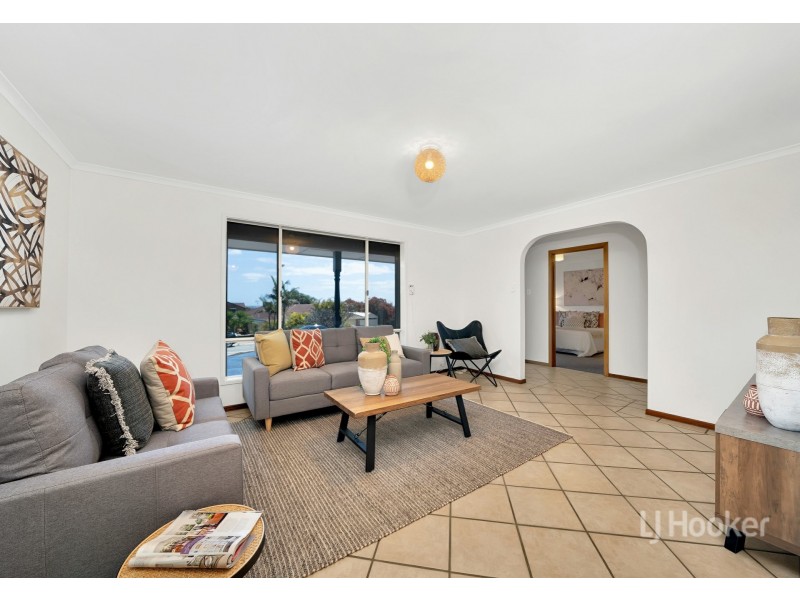 78 Highfield Dr, Hillbank SA 5112