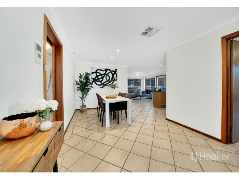 78 Highfield Dr, Hillbank SA 5112