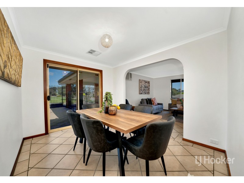 78 Highfield Dr, Hillbank SA 5112