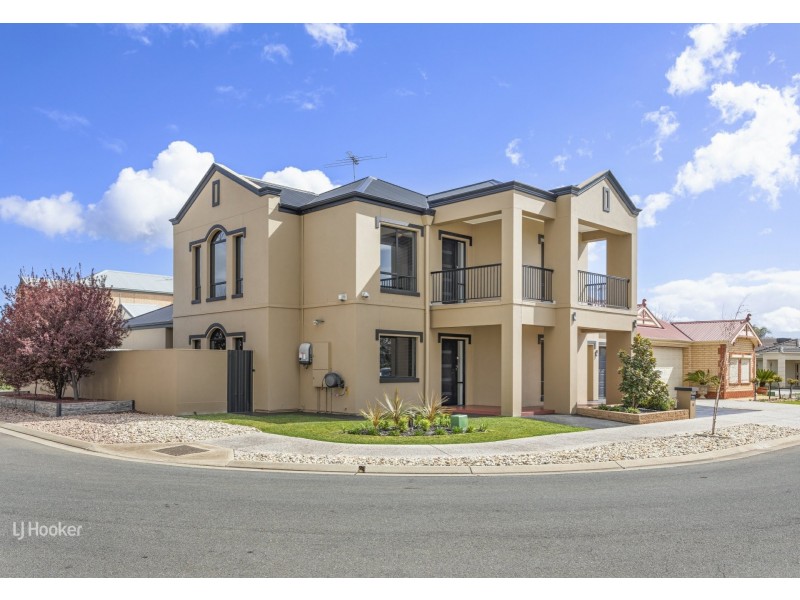 21 Lakefield Crescent, Mawson Lakes SA 5095