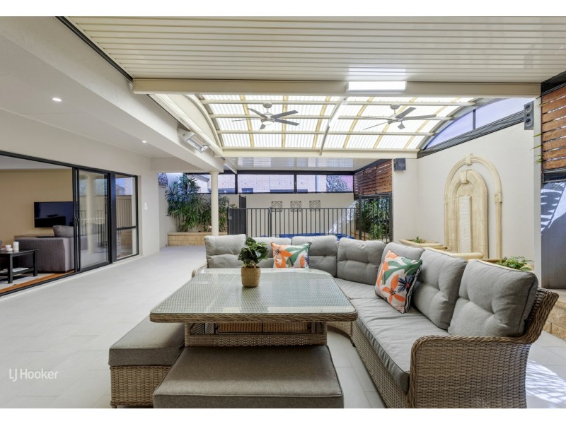 21 Lakefield Crescent, Mawson Lakes SA 5095